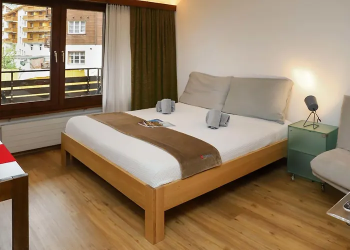 Apartment Pasadena-3 By Interhome